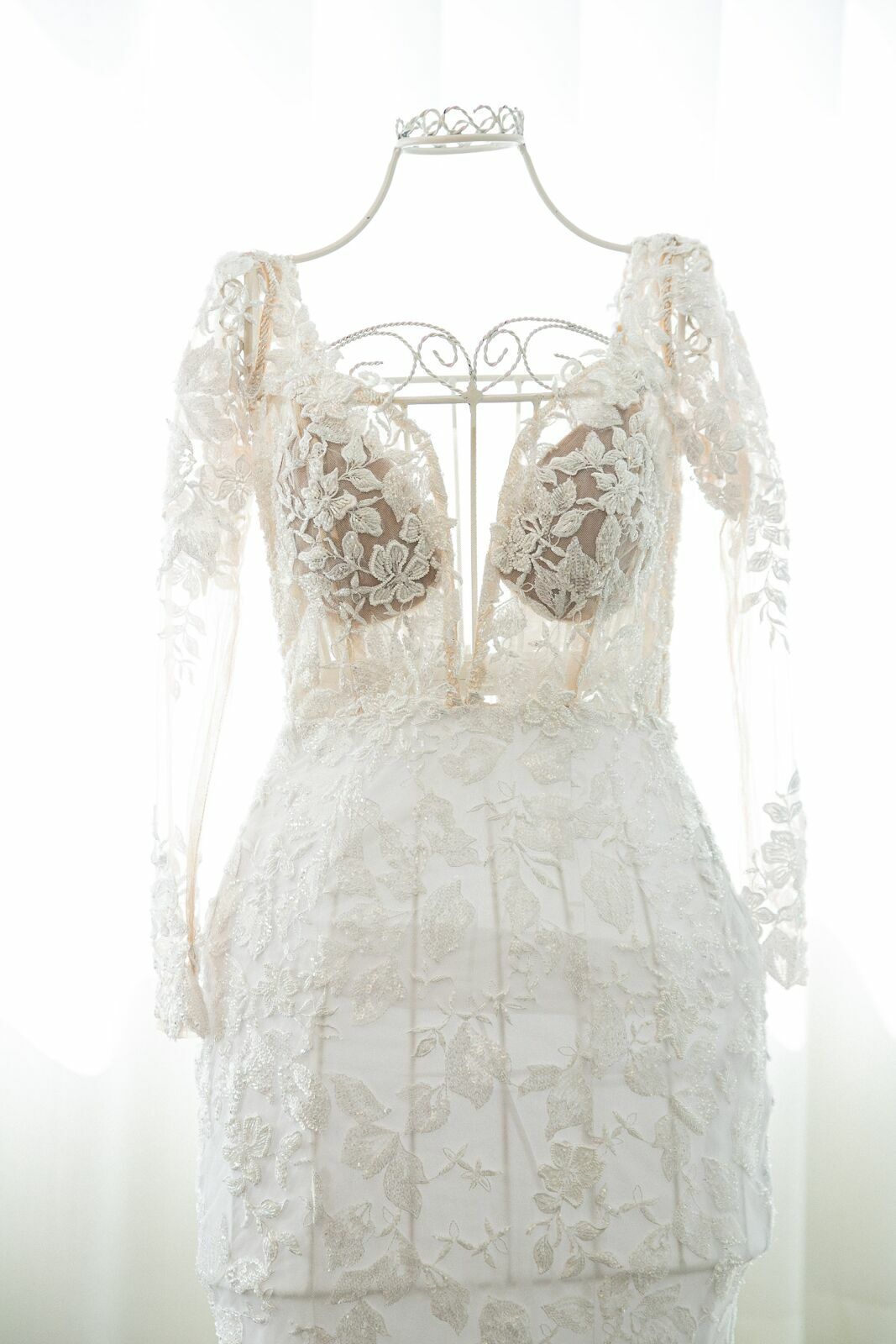 Foto Celebração do Amor: O Casamento Encantado de Taila e Michel - Imagem 0