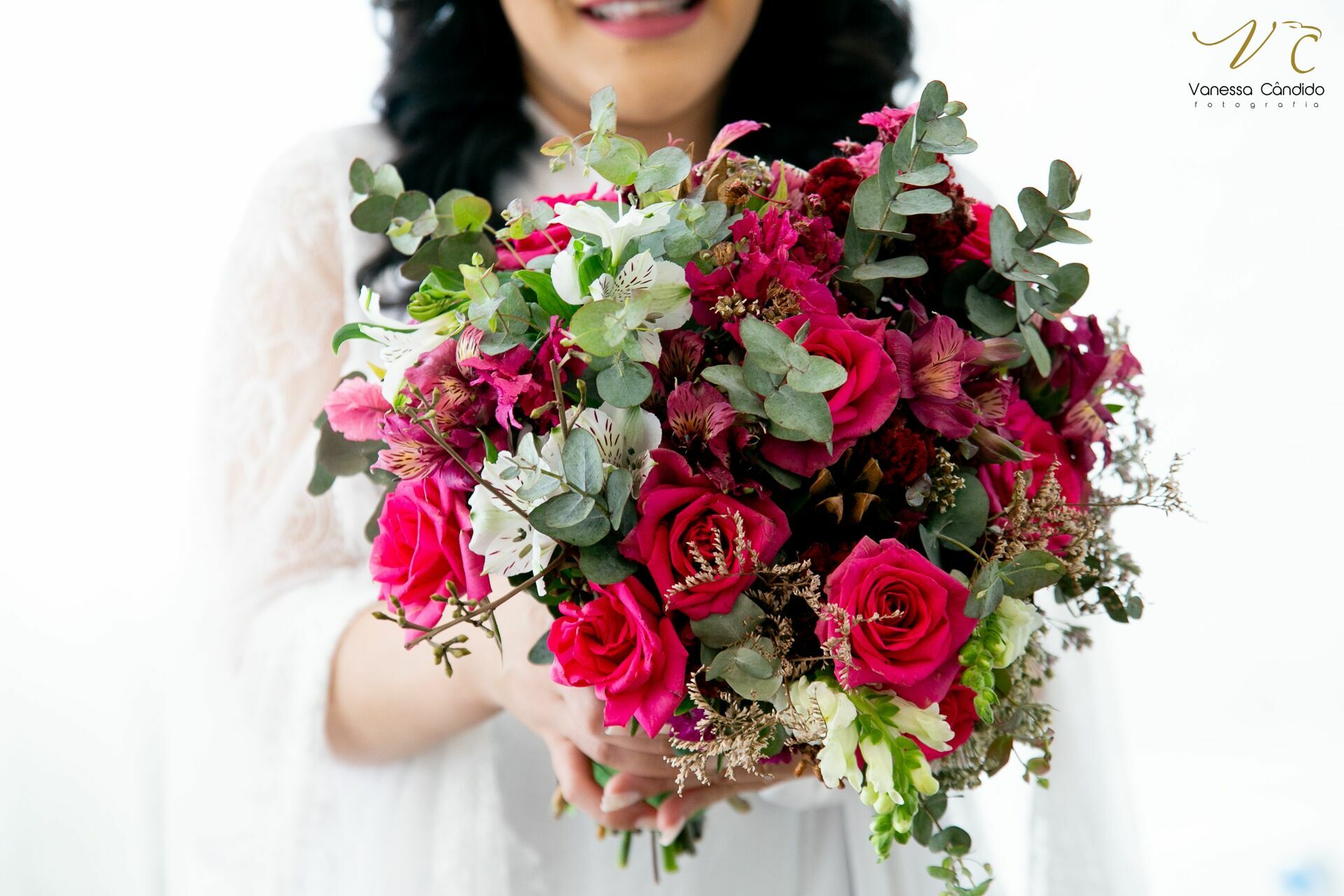 Foto Celebração do Amor: O Casamento Encantado de Taila e Michel - Imagem 44