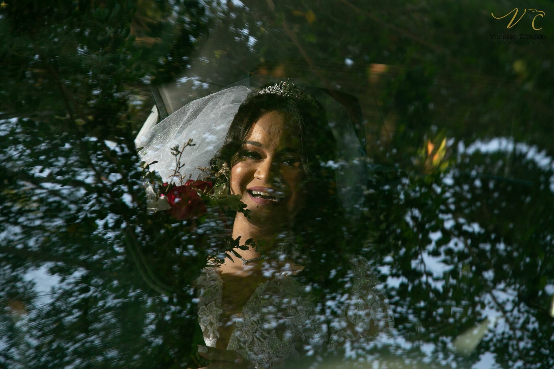 Foto Celebração do Amor: O Casamento Encantado de Taila e Michel - Imagem 137