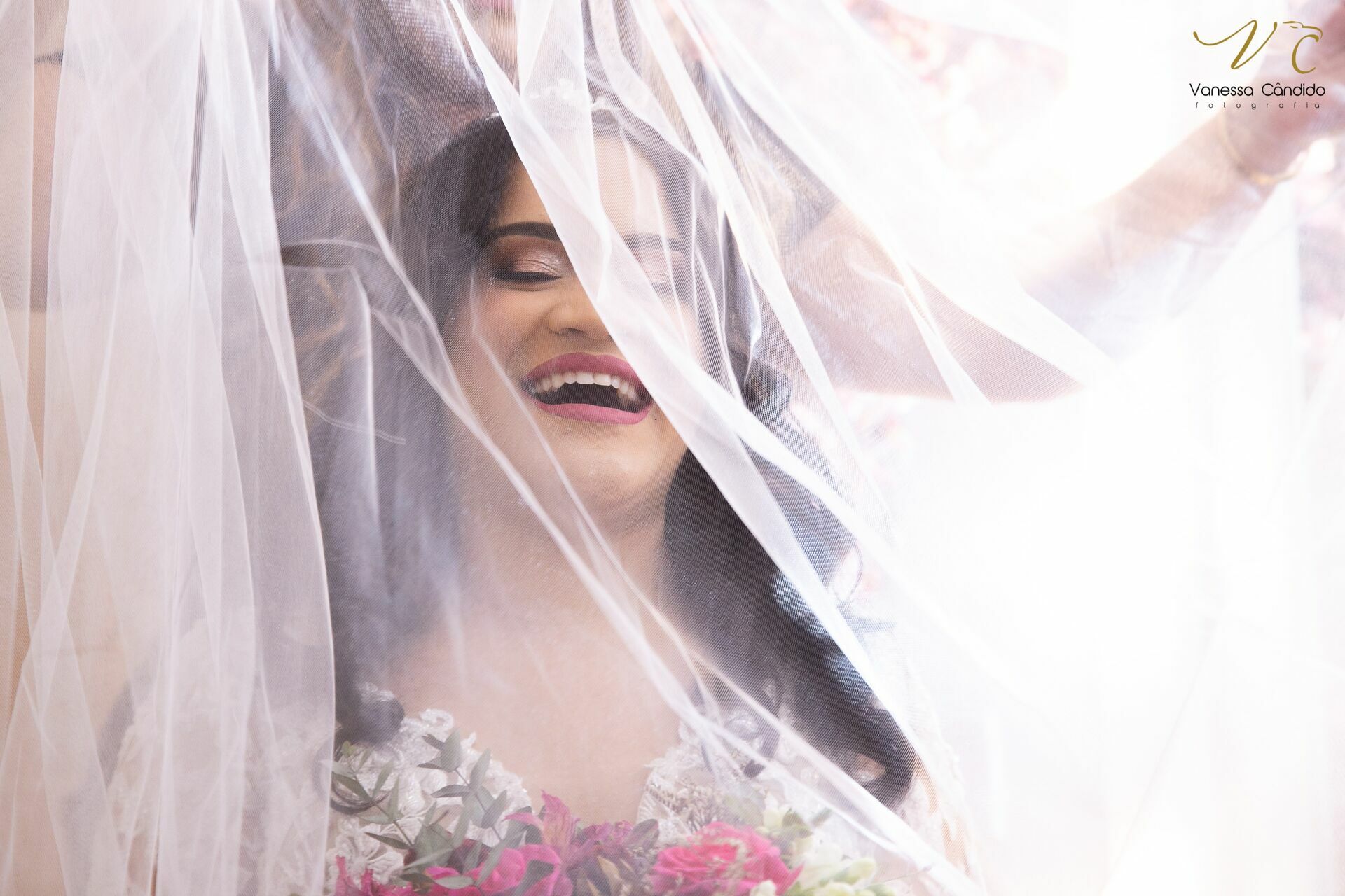 Foto Celebração do Amor: O Casamento Encantado de Taila e Michel - Imagem 104