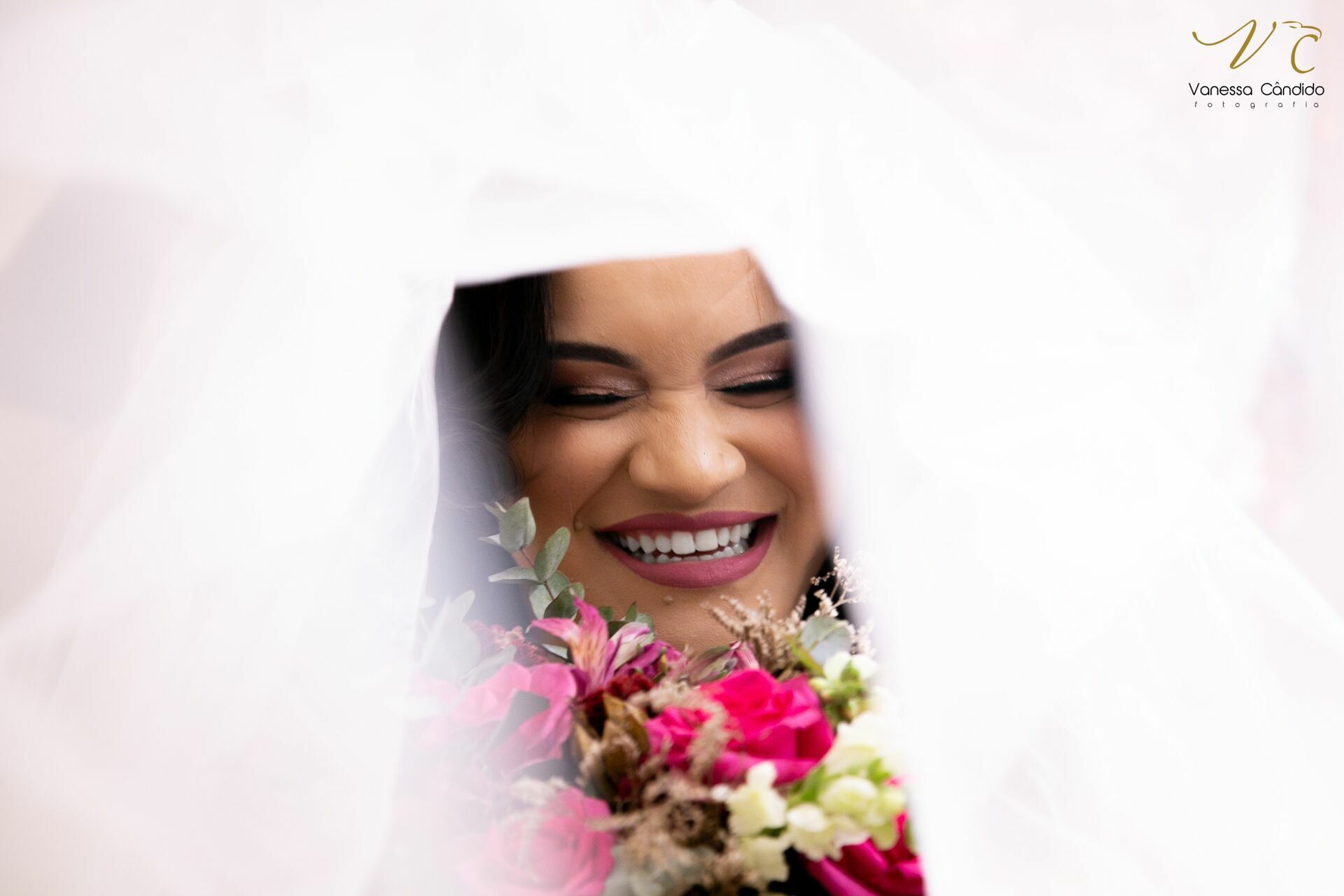 Foto Celebração do Amor: O Casamento Encantado de Taila e Michel - Imagem 106