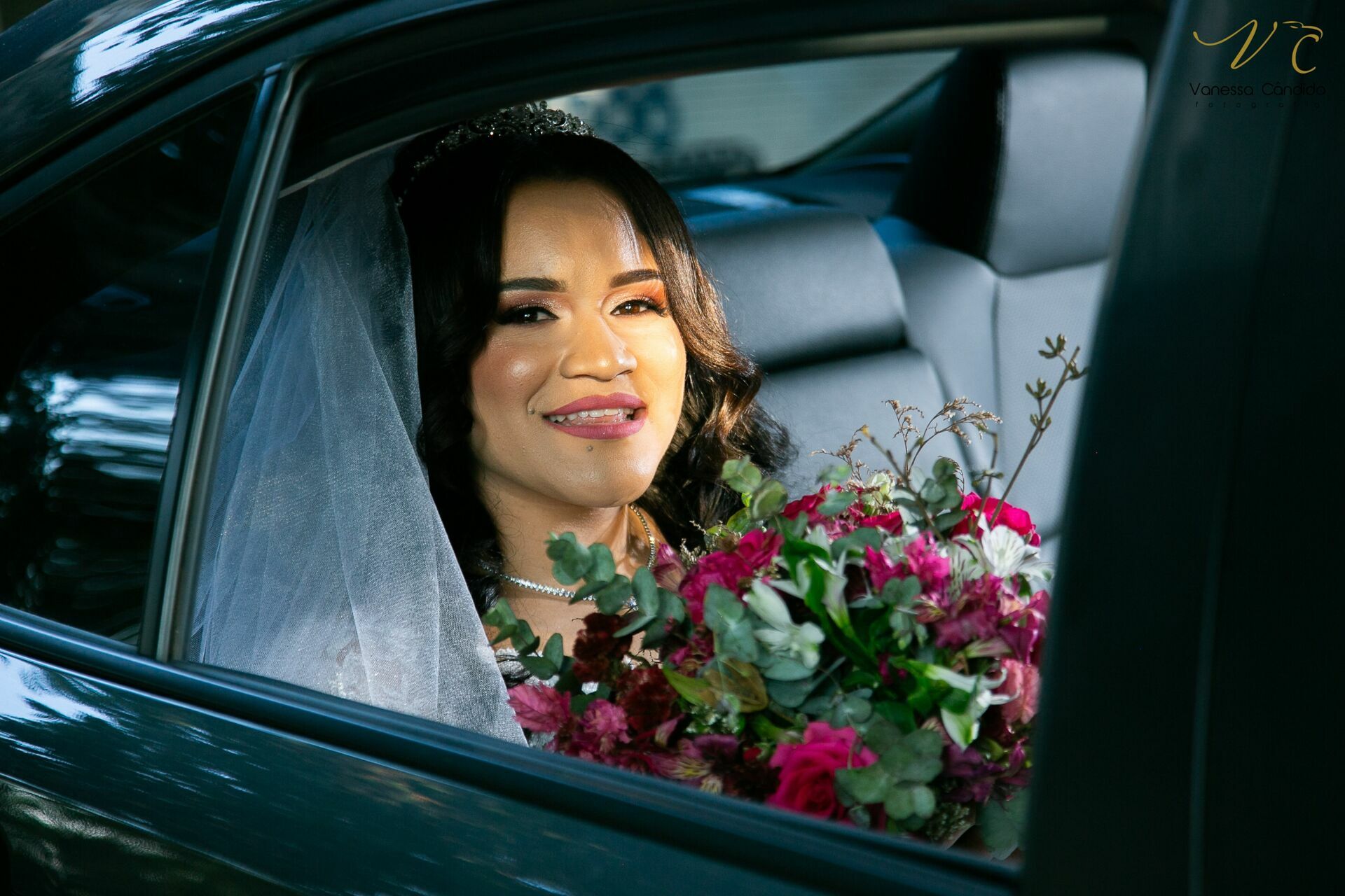 Foto Celebração do Amor: O Casamento Encantado de Taila e Michel - Imagem 133