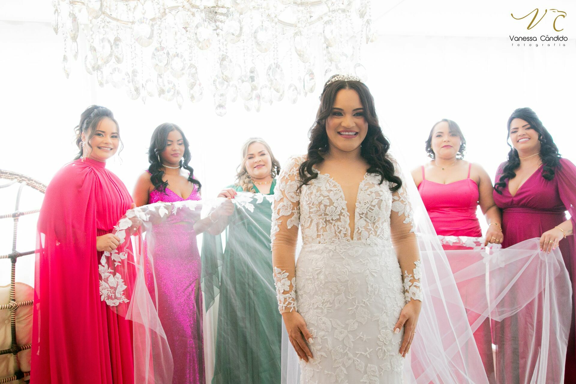 Foto Celebração do Amor: O Casamento Encantado de Taila e Michel - Imagem 113