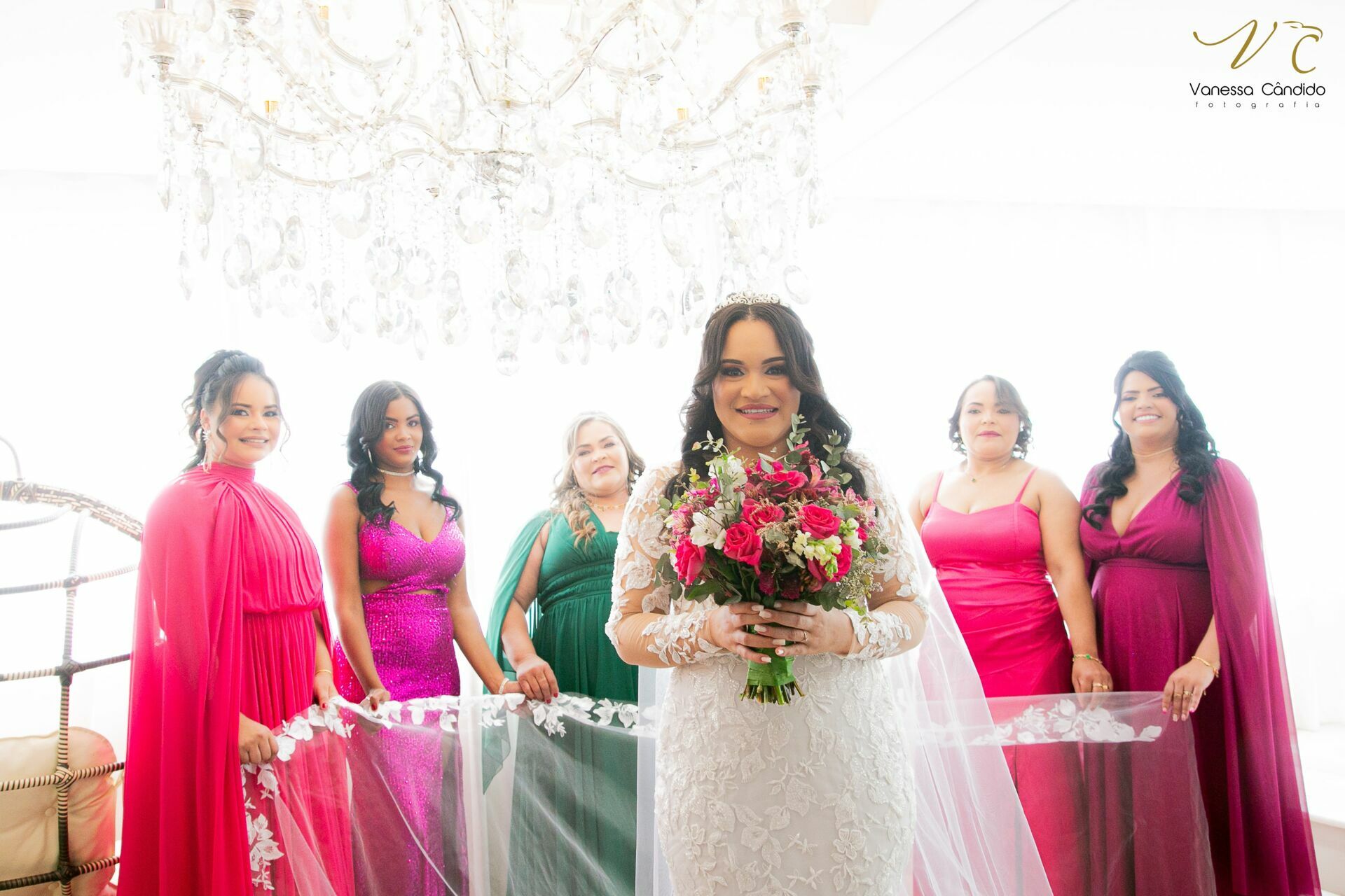 Foto Celebração do Amor: O Casamento Encantado de Taila e Michel - Imagem 114