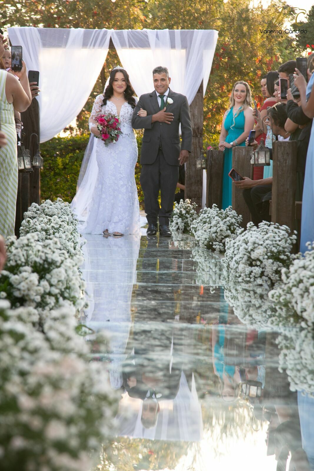 Foto Celebração do Amor: O Casamento Encantado de Taila e Michel - Imagem 146
