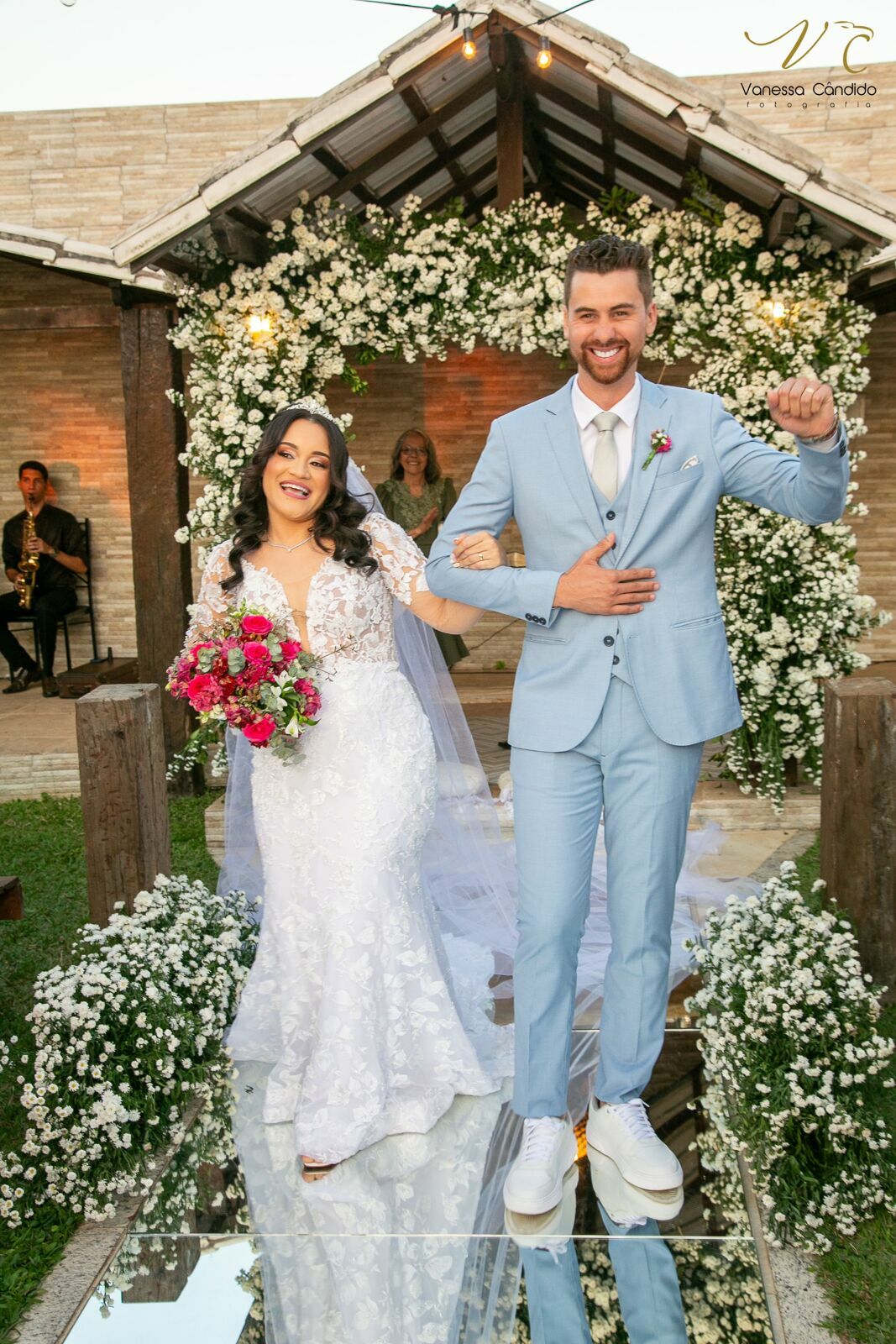 Foto Celebração do Amor: O Casamento Encantado de Taila e Michel - Imagem 179